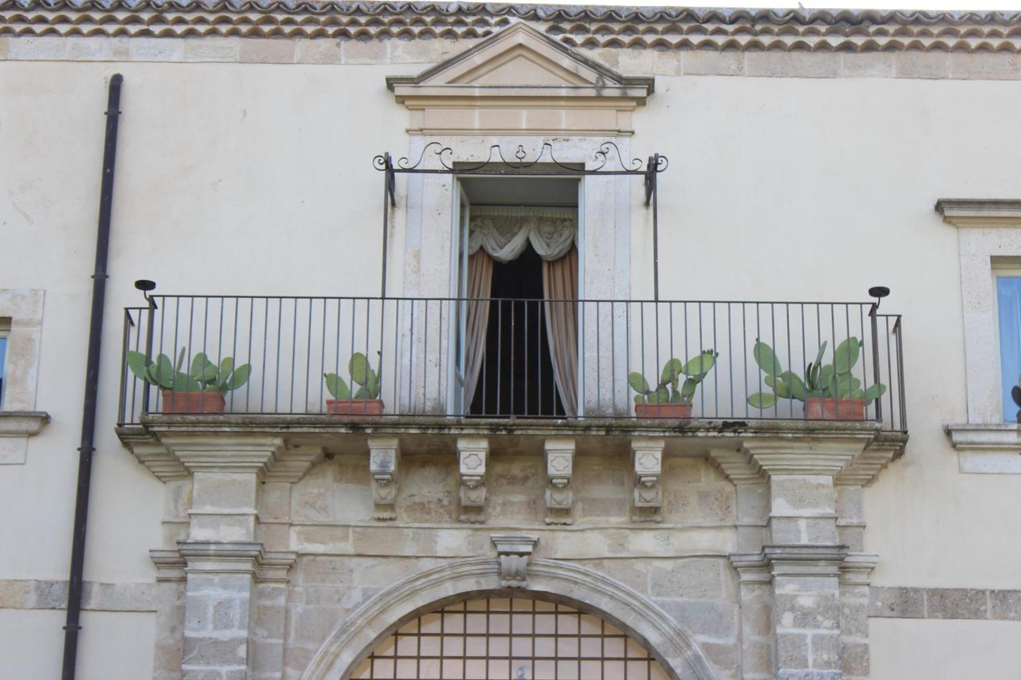 Castello Camemi Hotell Vizzini Eksteriør bilde